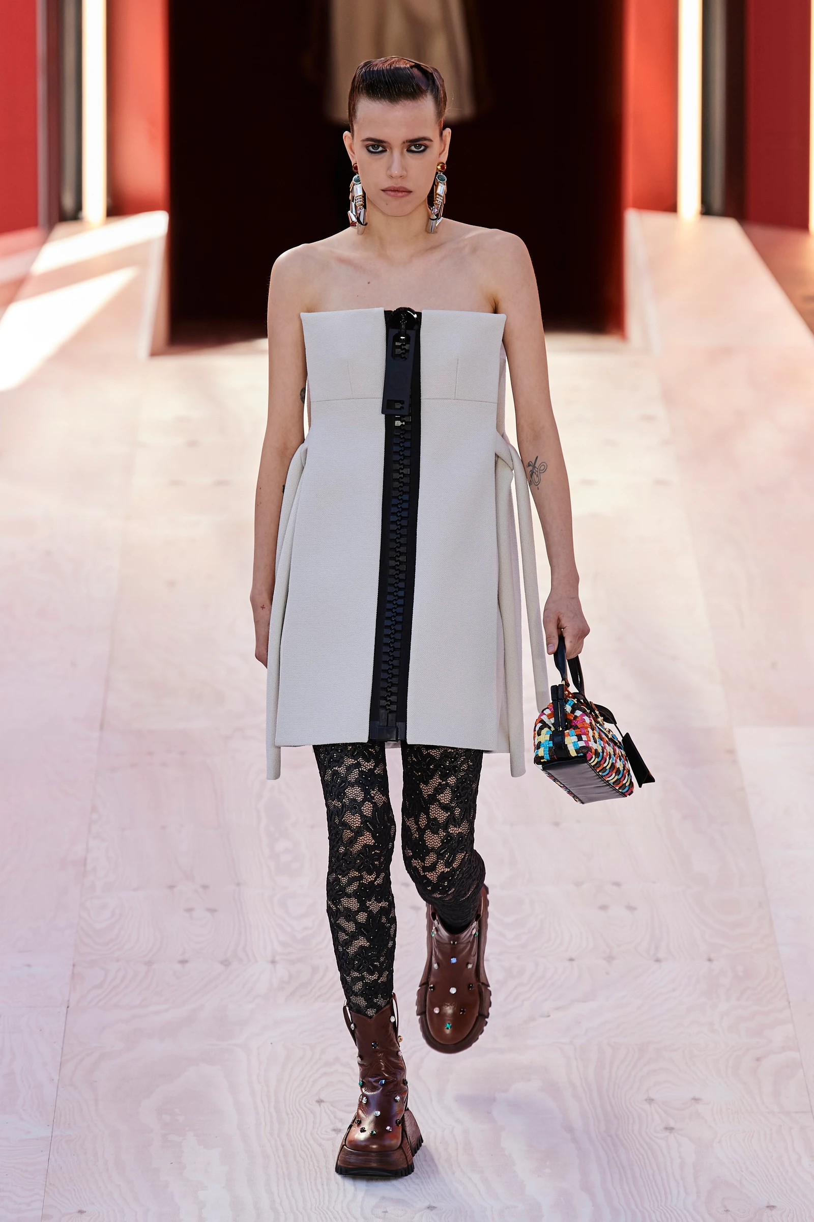1664962738247-vuitton-s23-010